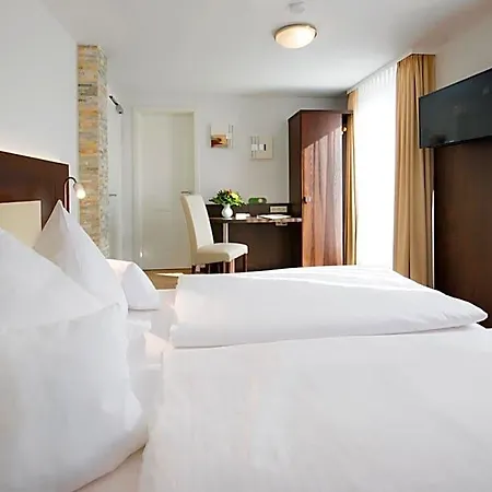 Birkenfelder Hof Hotel 3*