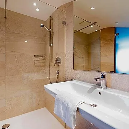 Birkenfelder Hof 3*